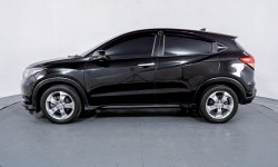 Honda HRV E AT 2017 Hitam 5