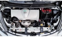 DKI Jakarta, Toyota Sienta V 2017 kondisi terawat 4