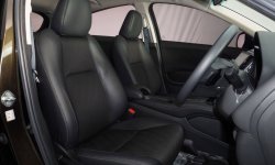 Honda HRV 1.5 E CVT 2019 Hijau 6