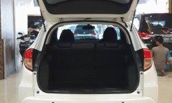 Honda HRV 1.8 CVT Prestige 2016 putih 4