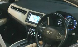 Honda HRV 1.8 CVT Prestige 2016 putih 8