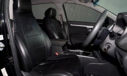 JUAL Honda CR-V 2.0 AT 2017 Hitam 6