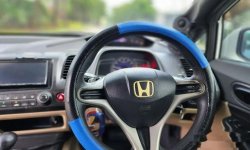 Dijual mobil bekas Honda Civic 1.8, DKI Jakarta  8