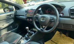Honda City Hatchback RS Manual AT Merah 2021 10
