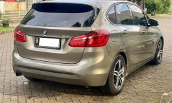 BMW 2 Series 218i AT Silver 2015 5