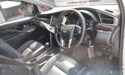 Mobil Toyota Kijang Innova 2017 V dijual, Jawa Barat 6