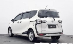 Jual cepat Toyota Sienta G 2016 di Jawa Barat 6