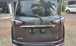 Toyota Sienta Q CVT 2016 5