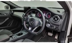 Mobil Mercedes-Benz AMG 2018 terbaik di Jawa Barat 9
