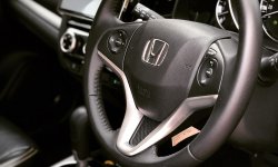 Jual Mobil Bekas Honda Jazz RS CVT 2017 2