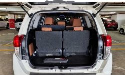 Jual Toyota Kijang Innova V 2018 harga murah di Jawa Barat 6