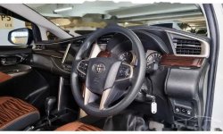 Jual Toyota Kijang Innova V 2018 harga murah di Jawa Barat 1