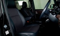 JUAL Toyota Voxy 2.0 AT 2018 Hitam 6