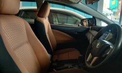 Jual Mobil Toyota Kijang Innova 2.0 G AT 2019 4