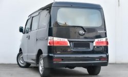 Daihatsu Luxio 1.5 D M/T 2020 Hitam Siap Pakai Murah Bergaransi Kilometer Asli DP Minim 7Juta 3