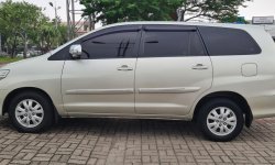 Toyota Kijang Innova 2.5 G AT 2012 / 2013 Wrn Silver Mulus Pjk Pjg TDP 30Jt 8