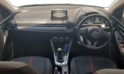 Mazda 2 2016 Putih 6