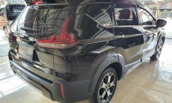 Mitsubishi Xpander Cross AT 2021 Hitam 4