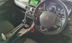 Mitsubishi Xpander Cross AT 2021 Hitam 6