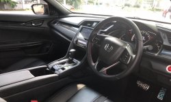 Honda Civic Hatchback RS 2021 Merah 10