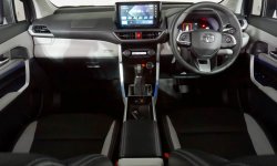 JUAL Toyota Veloz 1.5 Q AT 2021 Hitam 9