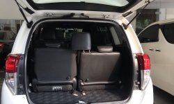 Kijang Inova 2,4G AT 4