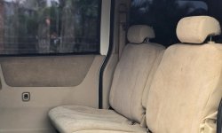 Daihatsu Luxio 1.5 X A/T 2012 3