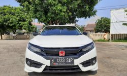 Honda Civic ES Prestige at 2018 Putih 1