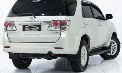 TOYOTA NEW FORTUNER (SILVER METALLIC)  TYPE G LUX 2.7 A/T (2012) 3