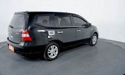 Nissan Grand Livina 1.5 SV AT 2012 Hitam 8