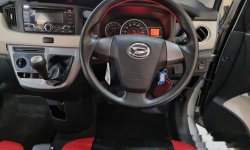 Mobil Daihatsu Sigra 2018 R terbaik di Jawa Timur 9