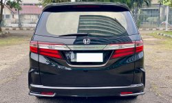 Honda Odyssey E Prestige 2015 Hitam 4