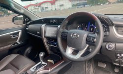 Toyota Fortuner VRZ TRD AT 2017 Hitam 10