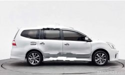 Jawa Barat, Nissan Grand Livina XV Highway Star 2017 kondisi terawat 4