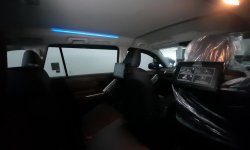 Toyota Kijang Innova 2.0 Zenix Bensin Hitam 15