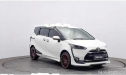 Jawa Barat, Toyota Sienta Q 2017 kondisi terawat 4