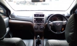 Toyota Avanza 1.3G MT Abu-abu 9