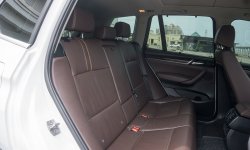 BMW X3 SDrive 20i 2016 SUV  7