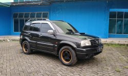 Dijual cepat mobil Suzuki Grand Escudo 2.0 3