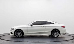 Mercedes-Benz C-Class C 300 Coupe AMG Line 2016 4