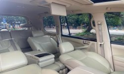 Lexus LX 570 2010 Hitam Facelift 8
