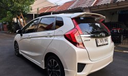 Honda Jazz RS CVT 2016 Putih 2