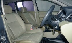 JUAL Daihatsu Xenia 1.3 R Deluxe MT 2014 Abu-abu 7
