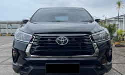 Toyota Kijang Innova Reborn 2.0 Venturer 2022  Automatic KM 14.000 SERVIS RECORD BERGARANSI 5
