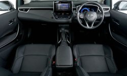 Toyota Corolla Altis 1.8 V AT  2020 6