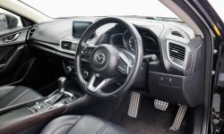 Mazda 3 Hatchback 2018 16