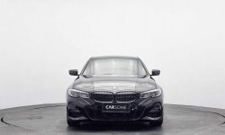 BMW 3 Series Sedan 2019 3