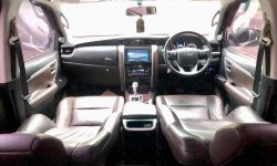 Toyota Fortuner 2.4 VRZ AT 2017 Abu-abu 7