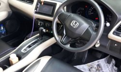 Honda HR-V 1.5L S CVT AT 2016 3