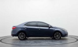 Toyota Corolla Altis 1.8 V Automatic 2015 8